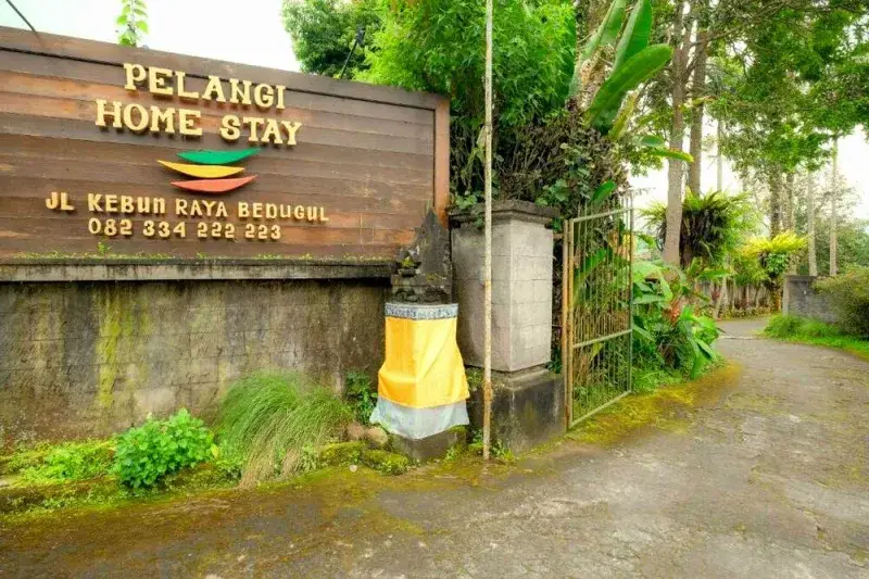 Pelangi Homestay signage